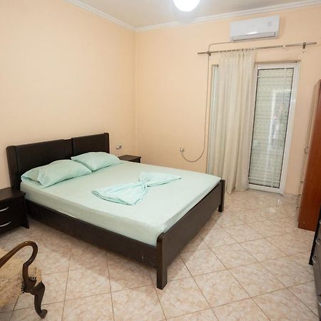 Connie'S Apartments Saranda Zewnętrze zdjęcie