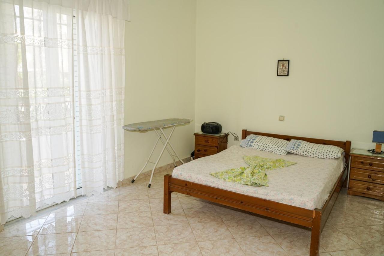 Connie'S Apartments Saranda Zewnętrze zdjęcie