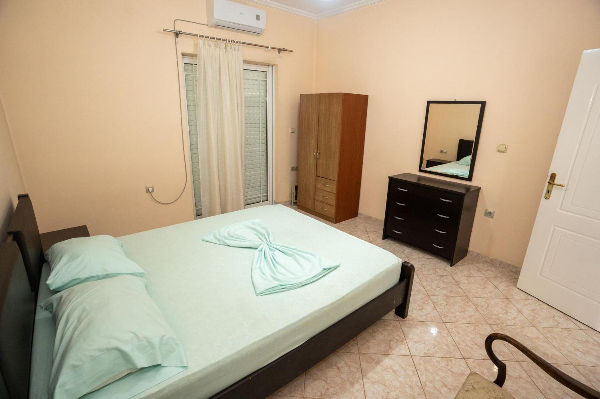 Connie'S Apartments Saranda Zewnętrze zdjęcie